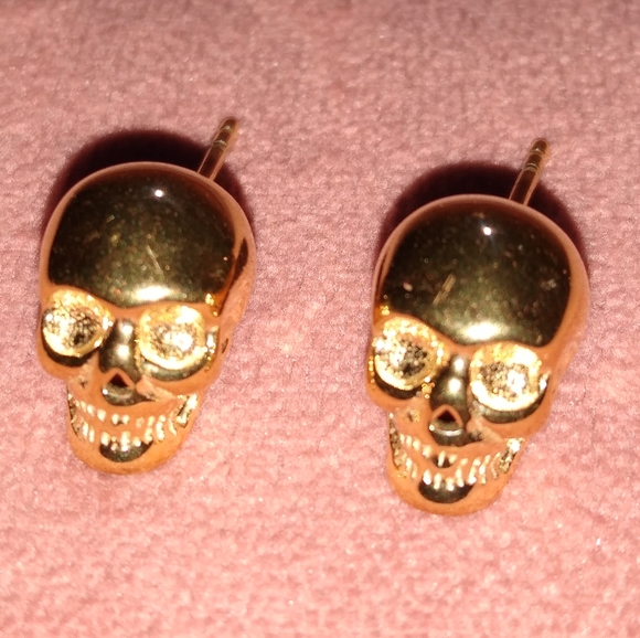 3D Gold Skull Post Earrings Statement Stud Gothic Metal Biker Small Punk Skulls - Picture 11 of 12